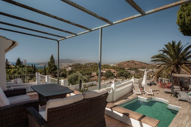 3 quarto Casa em Banda para venda em Cerrado de Calderon, Málaga cidade com piscina garagem - 880 000 € (Ref: 10106460)