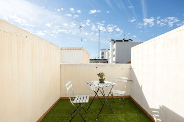1 soveværelse Lejlighed til salg i La Trinidad, Málaga by med garage - € 285.000 (Ref: 10110442)