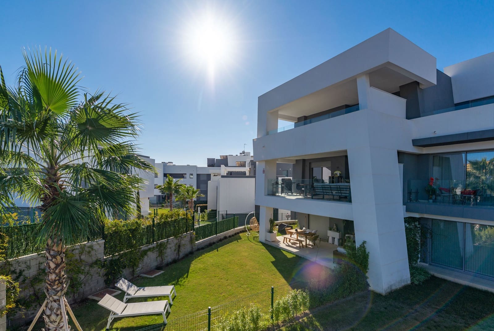 2 soverom Leilighet til salgs i Estepona med svømmebasseng - € 499 000 (Ref: 10120540)