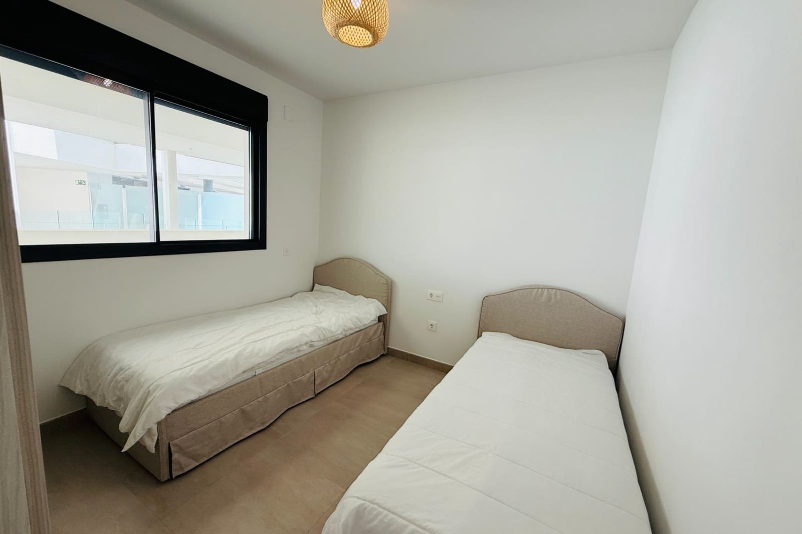 2 bedroom Apartment for sale in Fuengirola with pool garage - € 695,000 (Ref: 10121097)