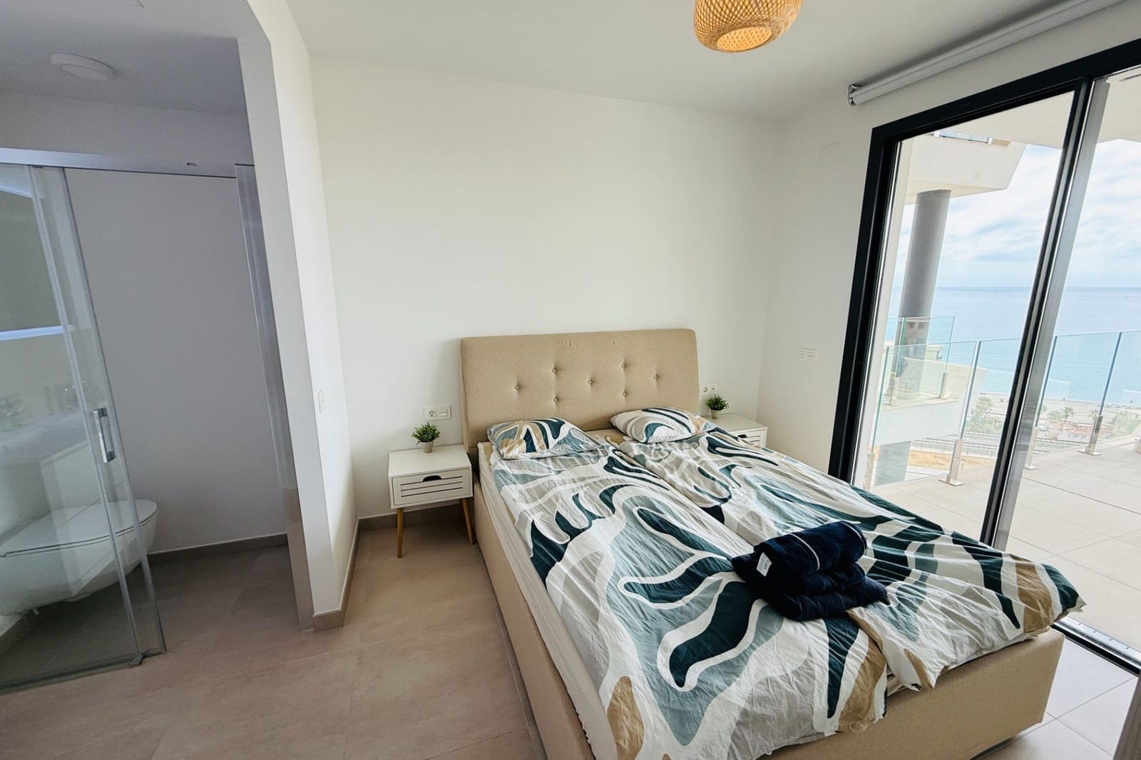 2 bedroom Apartment for sale in Fuengirola with pool garage - € 695,000 (Ref: 10121097)