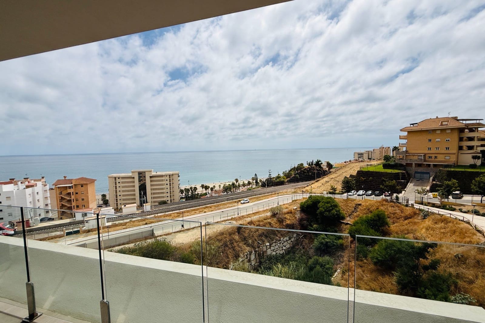 2 bedroom Apartment for sale in Fuengirola with pool garage - € 695,000 (Ref: 10121097)