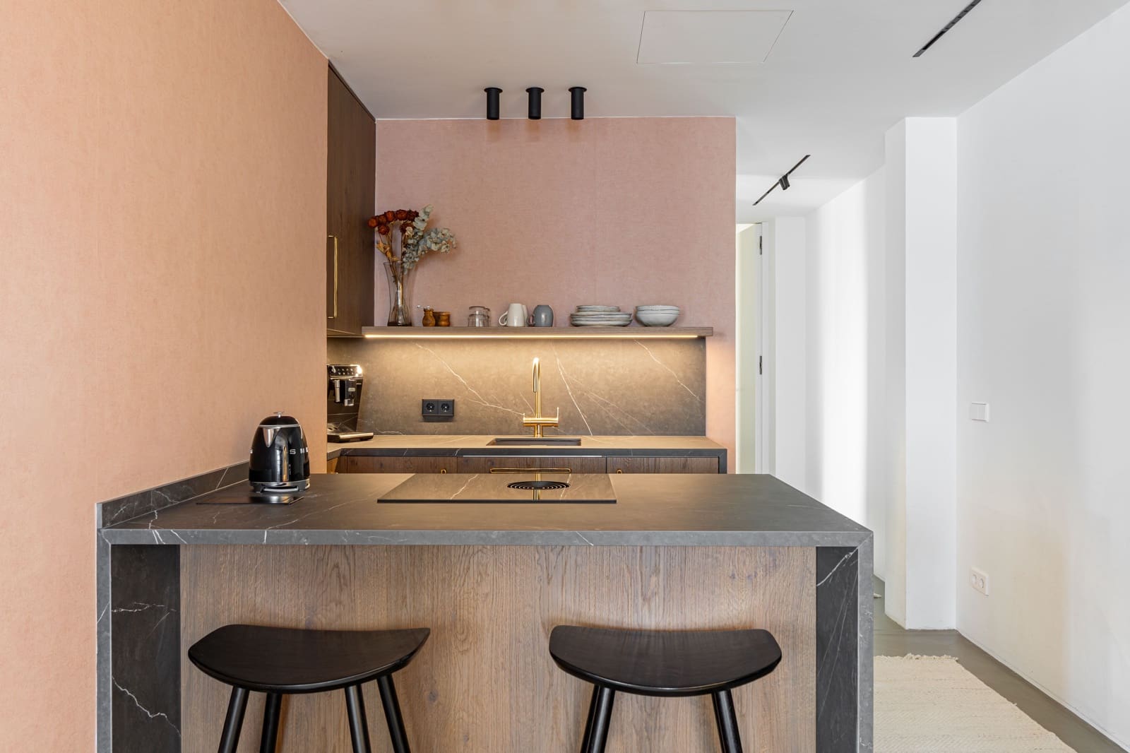 2 bedroom Flat for sale in Palma de Mallorca - € 650,000 (Ref: 10124780)