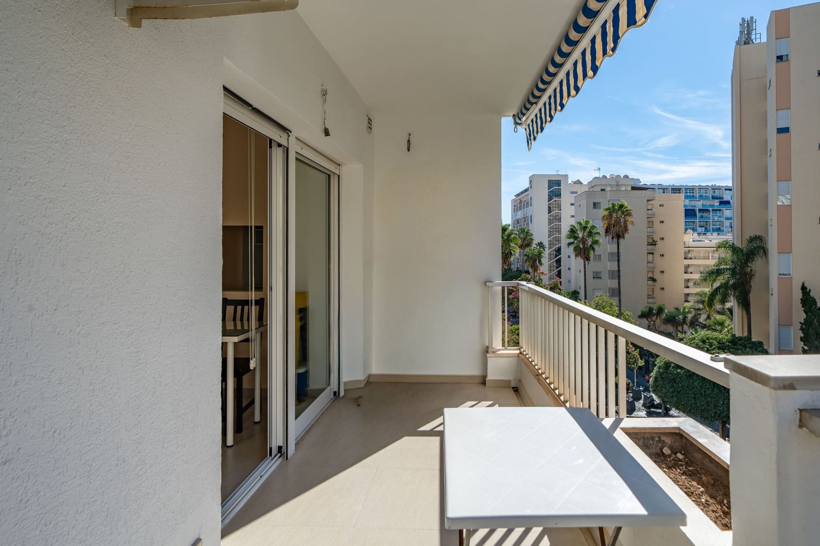 1 soveværelse Lejlighed til salg i Marbella med swimmingpool - € 320.000 (Ref: 10124781)
