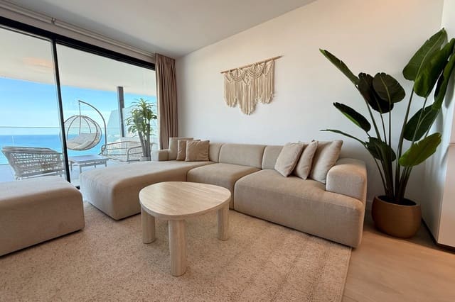 2 makuuhuone Huoneisto myytävänä paikassa Las Gaviotas  - Carvajal, Fuengirola mukana uima-altaan 
autotalli - 994 000 € (Ref: 10127311)
