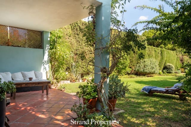 3 makuuhuone Omakotitalo myytävänä paikassa Guadalmina Alta, Marbella mukana uima-altaan 
autotalli - 947 000 € (Ref: 10130149)