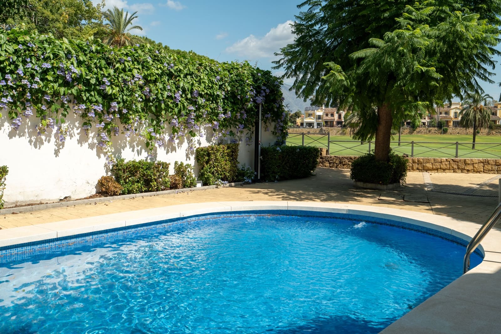 3 soveværelse Byhus til salg i San Pedro de Alcantara med swimmingpool garage - € 947.000 (Ref: 10130149)