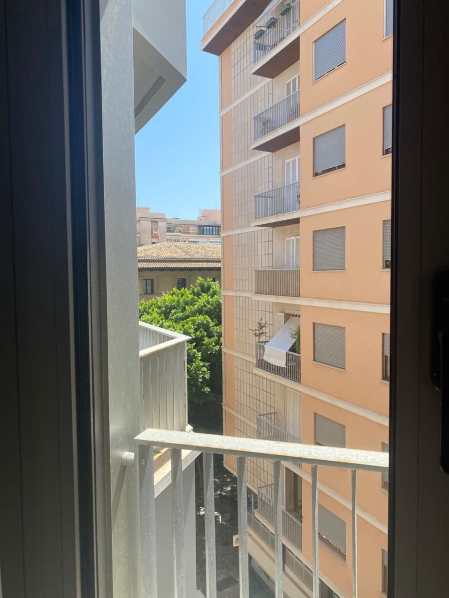 2 soveværelse Lejlighed til leje i Palma de Mallorca - € 1.750 (Ref: 10130407)