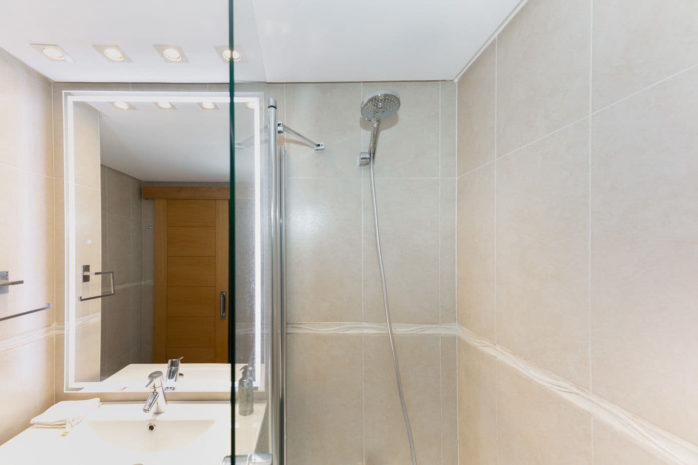 2 soveværelse Lejlighed til leje i Palma de Mallorca - € 1.750 (Ref: 10130407)