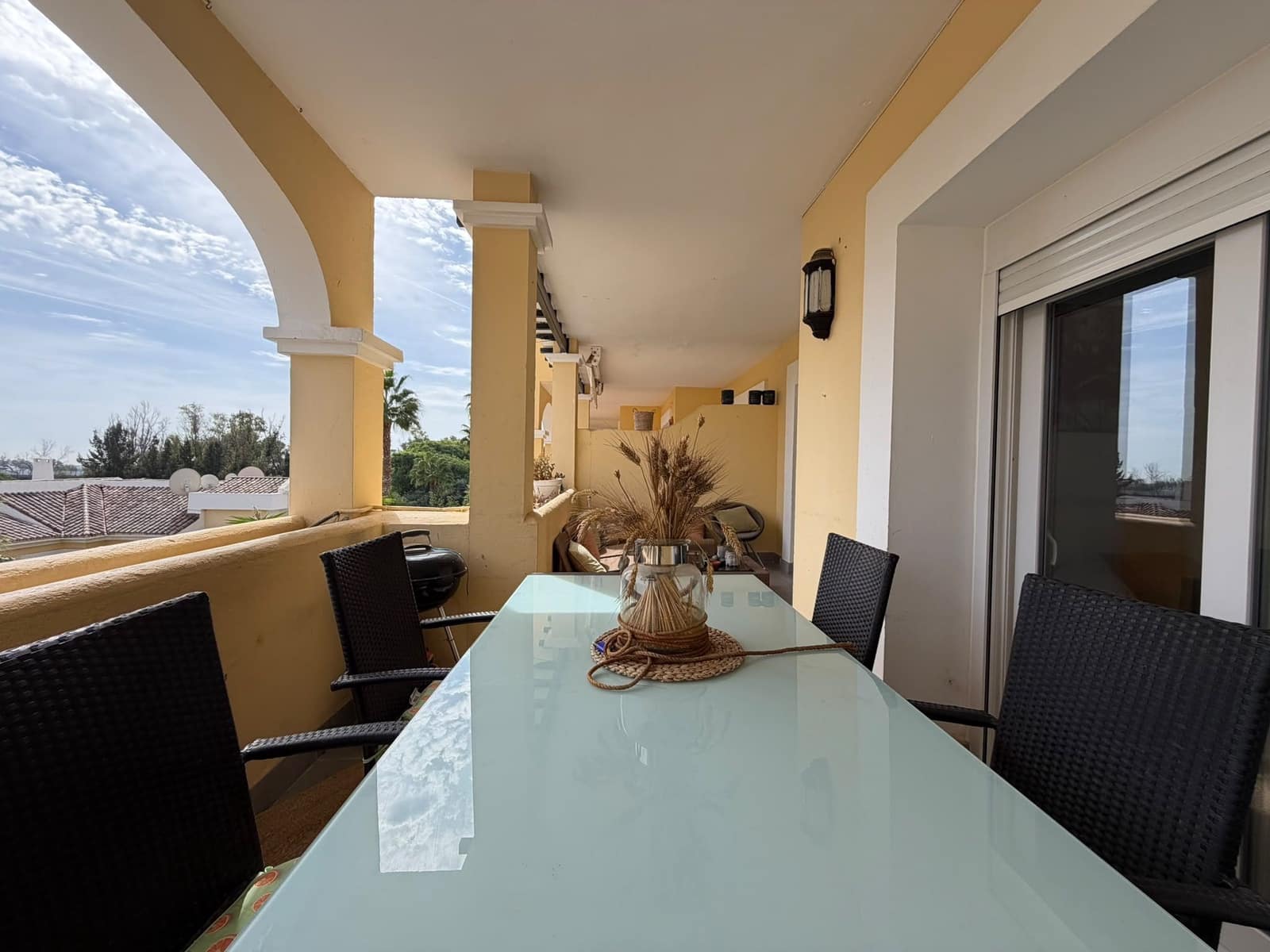 3 sovrum Lägenhet till salu i Benahavis med pool - 549 000 € (Ref: 10130408)