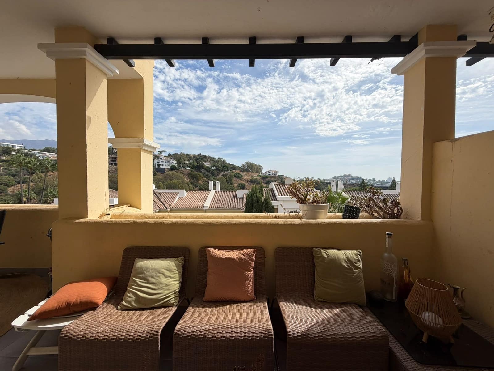 3 sovrum Lägenhet till salu i Benahavis med pool - 549 000 € (Ref: 10130408)
