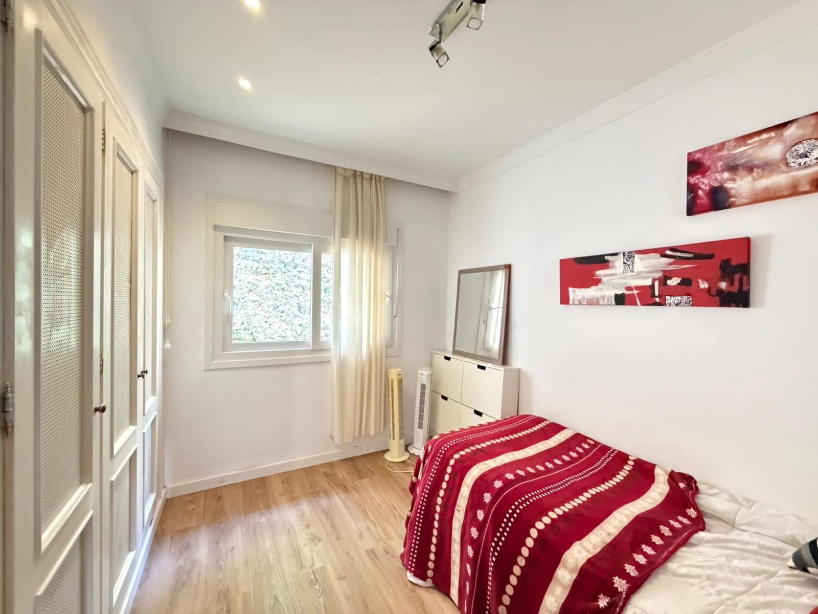 3 sovrum Lägenhet till salu i Benahavis med pool - 549 000 € (Ref: 10130408)