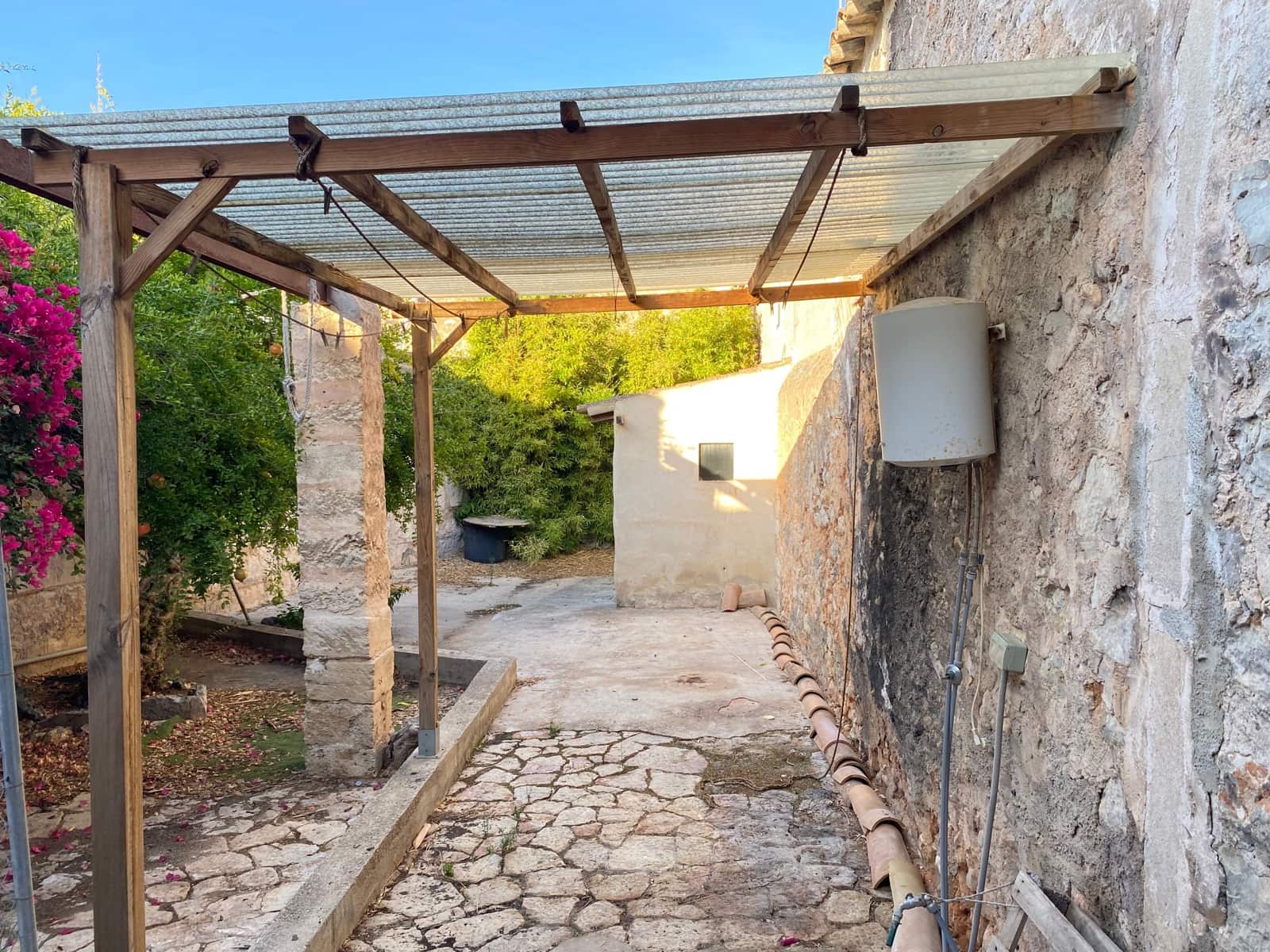 3 bedroom Townhouse for rent in Binissalem - € 1,850 (Ref: 10130999)