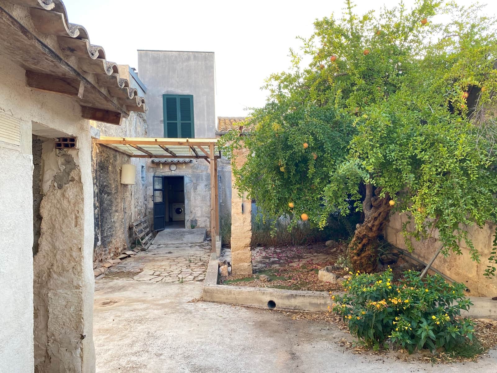 3 bedroom Townhouse for rent in Binissalem - € 1,850 (Ref: 10130999)