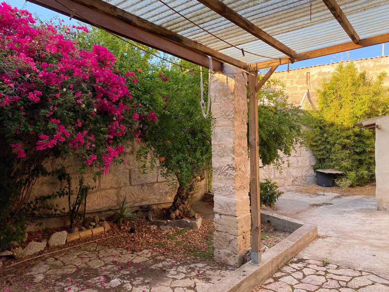 3 bedroom Townhouse for rent in Binissalem - € 1,850 (Ref: 10130999)