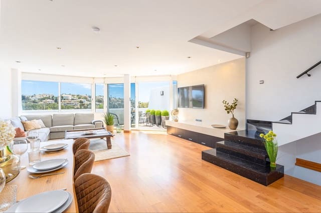 Casa de 3 habitaciones en Benalmádena en venta con piscina garaje - 650.000 € (Ref: 10132949)