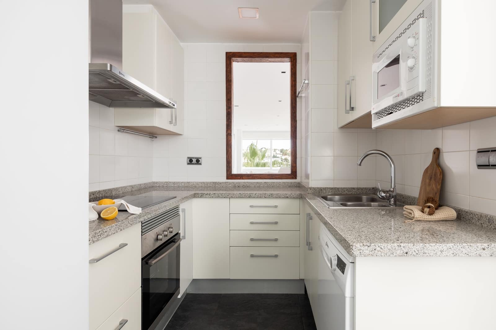Casa de 3 habitaciones en Benalmádena en venta con piscina garaje - 650.000 € (Ref: 10132949)
