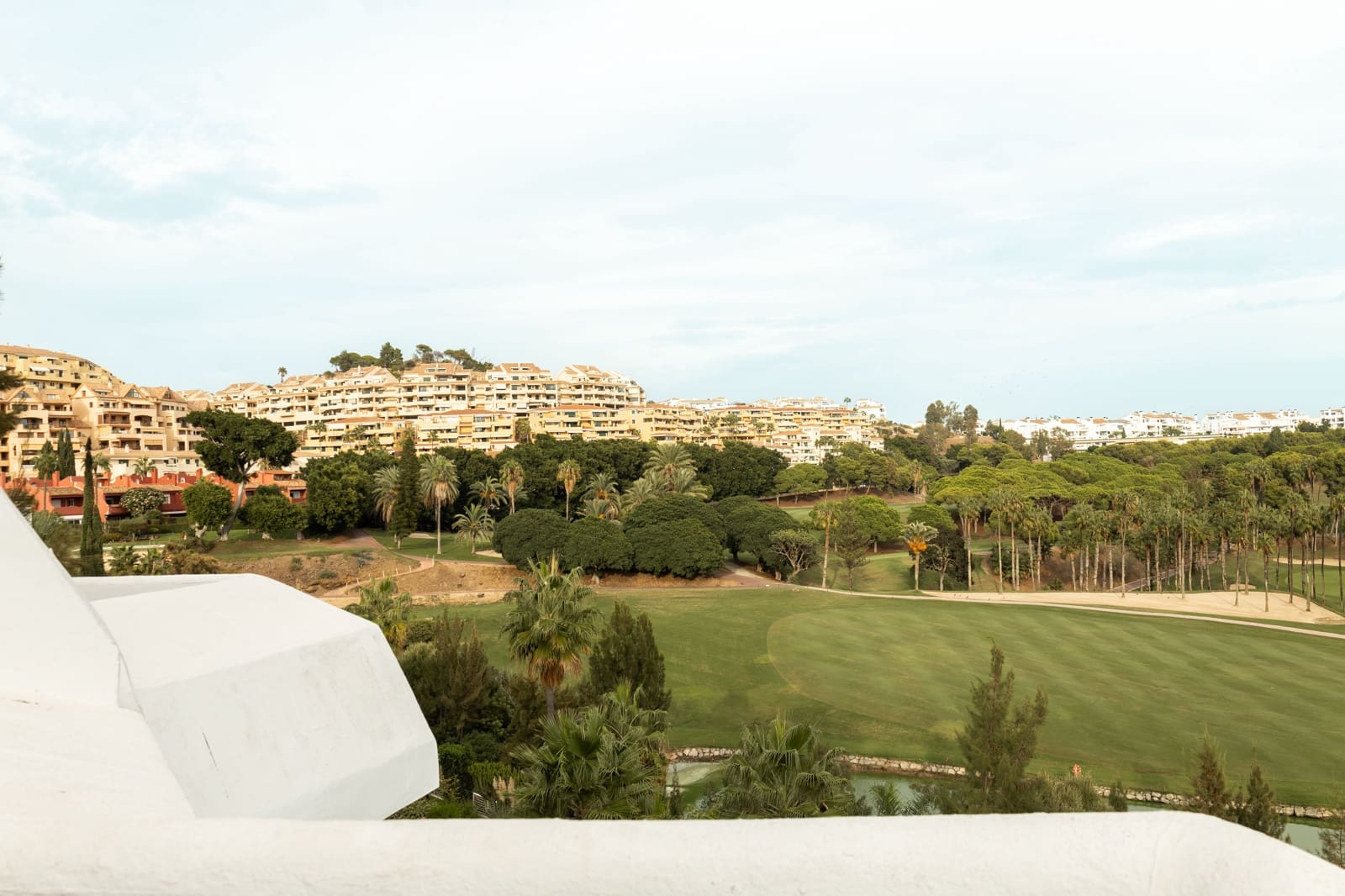 Casa de 3 habitaciones en Benalmádena en venta con piscina garaje - 650.000 € (Ref: 10132949)