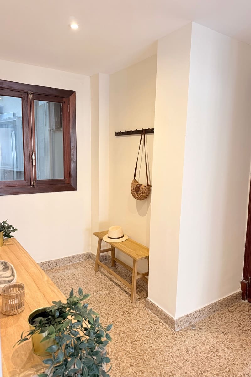 2 bedroom Apartment for rent in Palma de Mallorca - € 2,200 (Ref: 10136531)