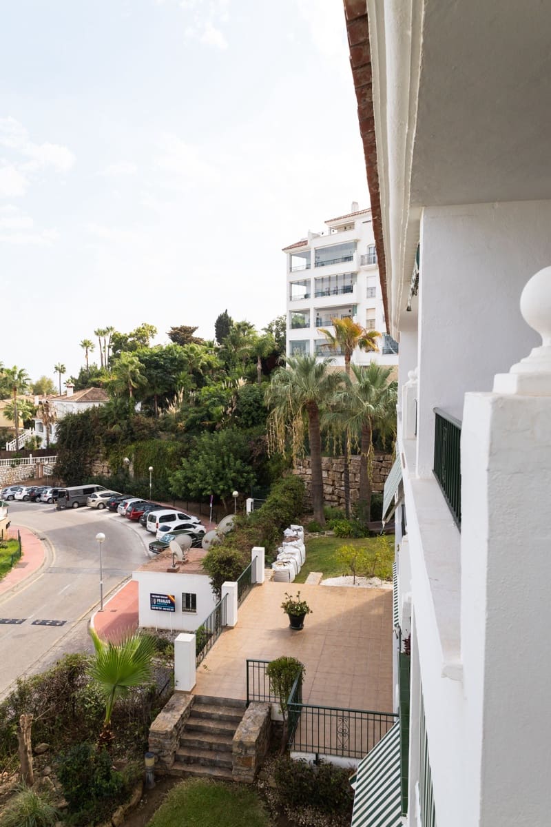 2 soveværelse Lejlighed til salg i Mijas Costa med swimmingpool garage - € 345.000 (Ref: 10138853)
