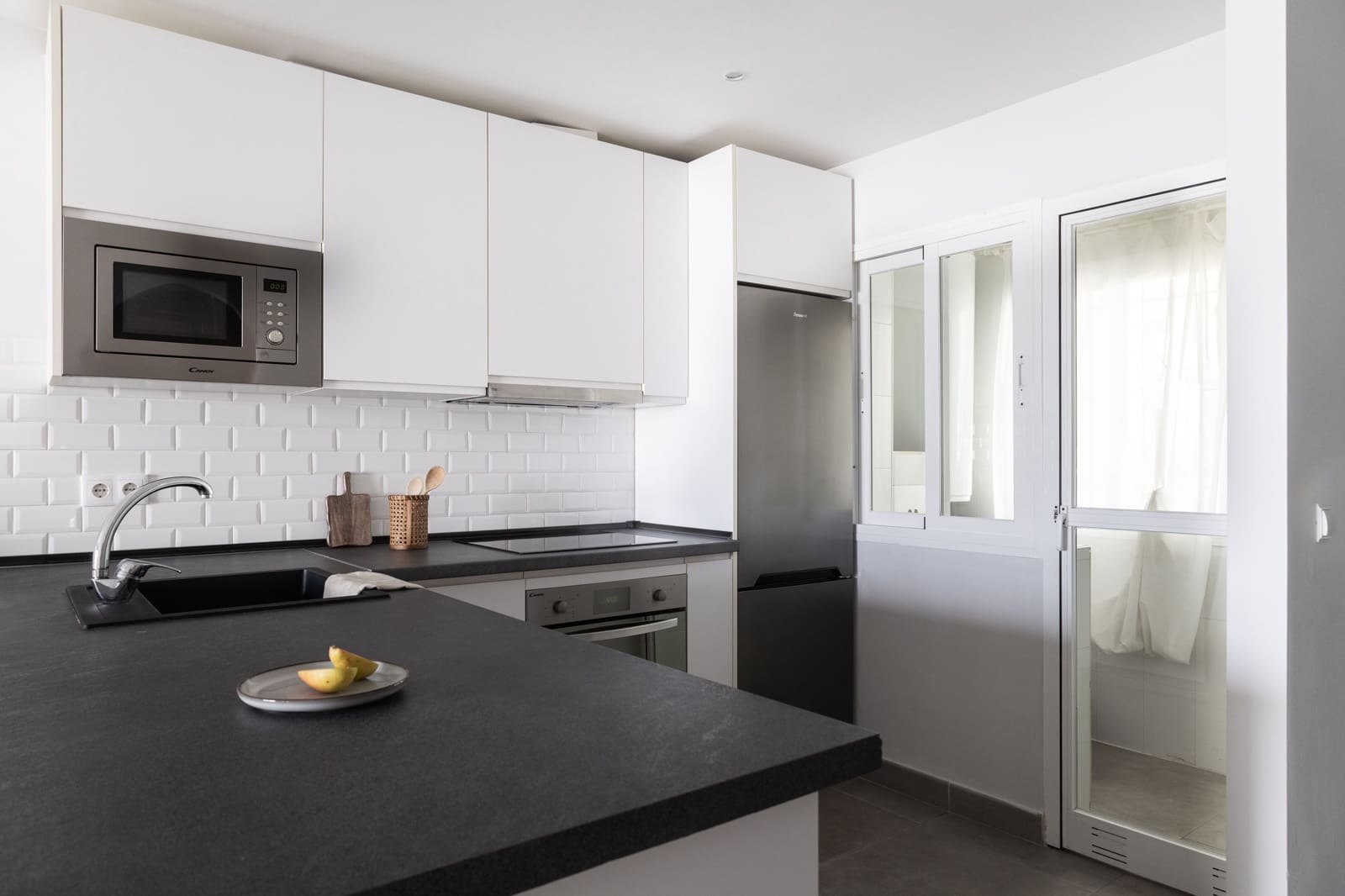 2 soveværelse Lejlighed til salg i Mijas Costa med swimmingpool garage - € 345.000 (Ref: 10138853)