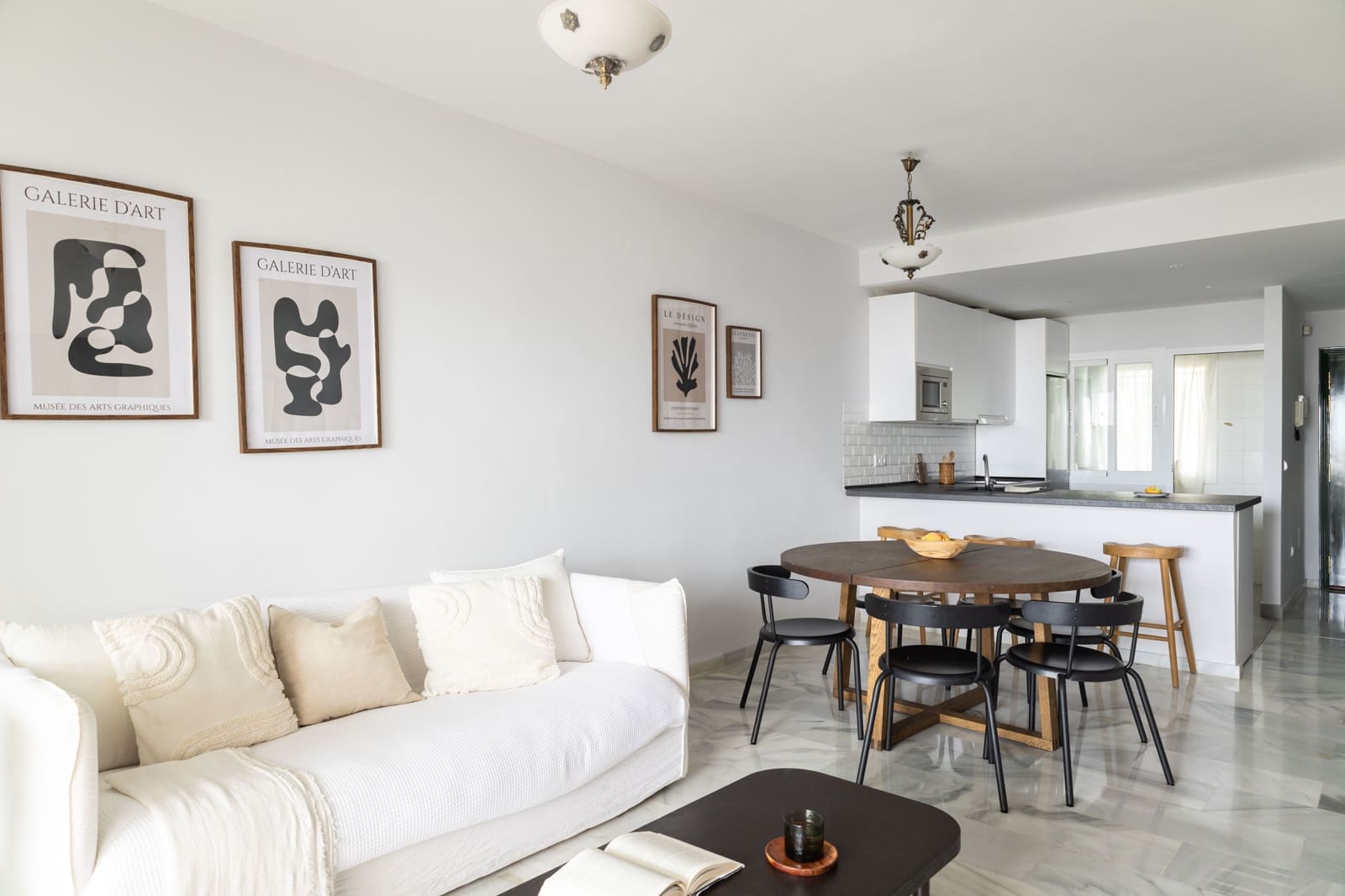 2 soveværelse Lejlighed til salg i Mijas Costa med swimmingpool garage - € 345.000 (Ref: 10138853)