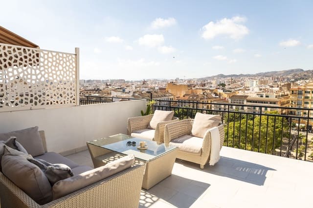 2 makuuhuone Kattohuoneisto myytävänä paikassa Centro Historico, Málaga kaupunki - 775 000 € (Ref: 10141502)