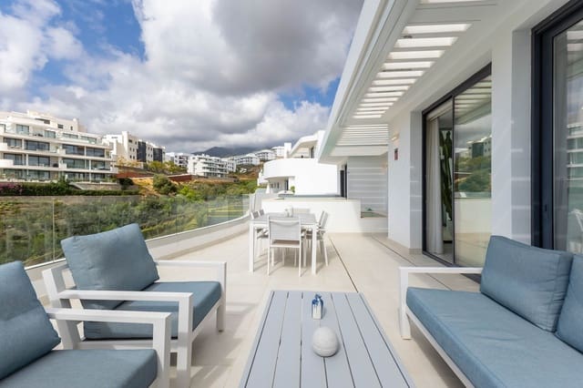 2 soverom Penthouse til salgs i El Higuerón, Fuengirola med svømmebasseng garasje - € 1 010 000 (Ref: 10141503)