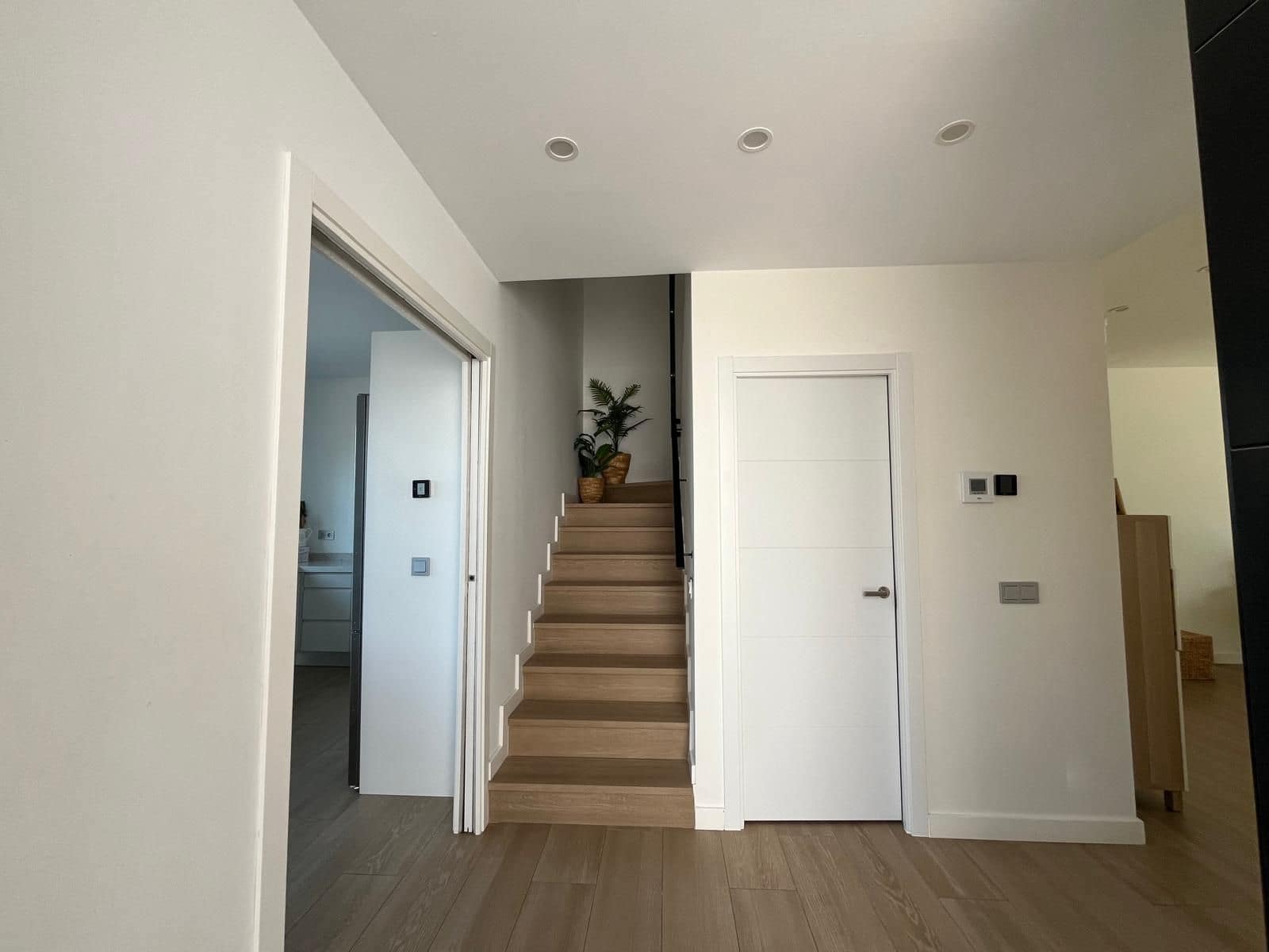 3 bedroom Townhouse for sale in Mairena del Aljarafe with pool garage - € 459,000 (Ref: 10141649)