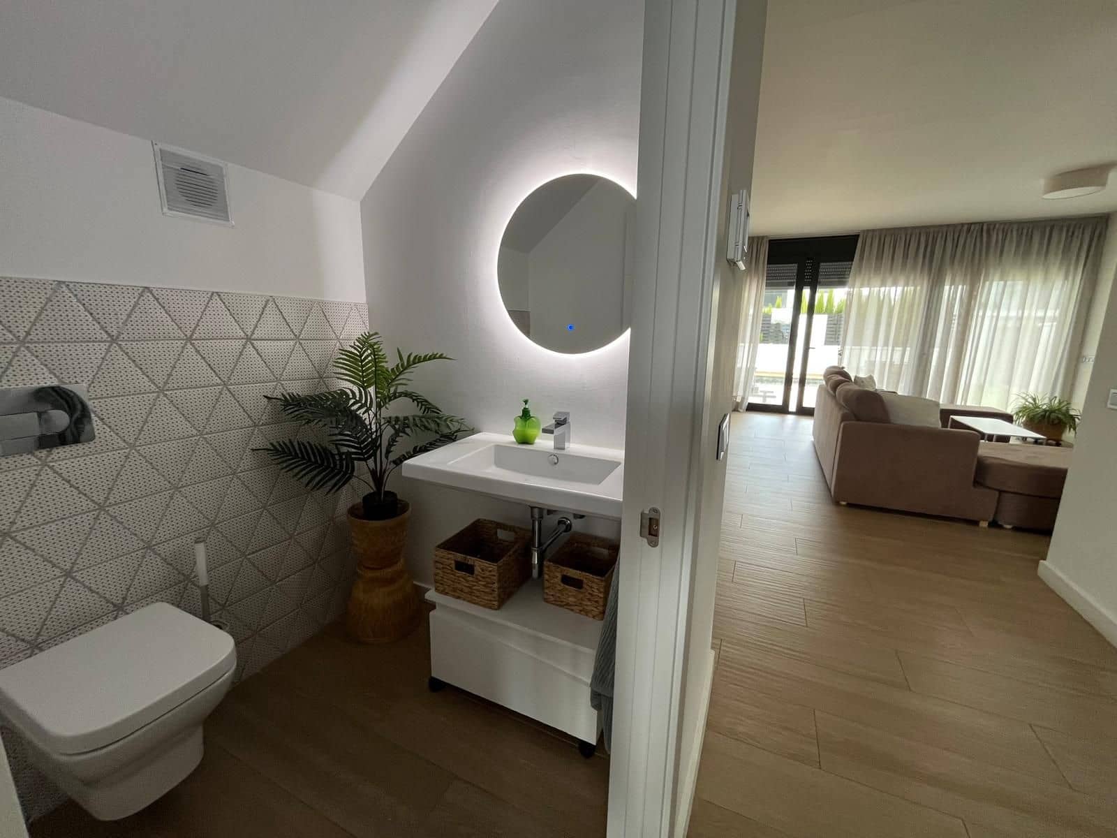3 bedroom Townhouse for sale in Mairena del Aljarafe with pool garage - € 459,000 (Ref: 10141649)
