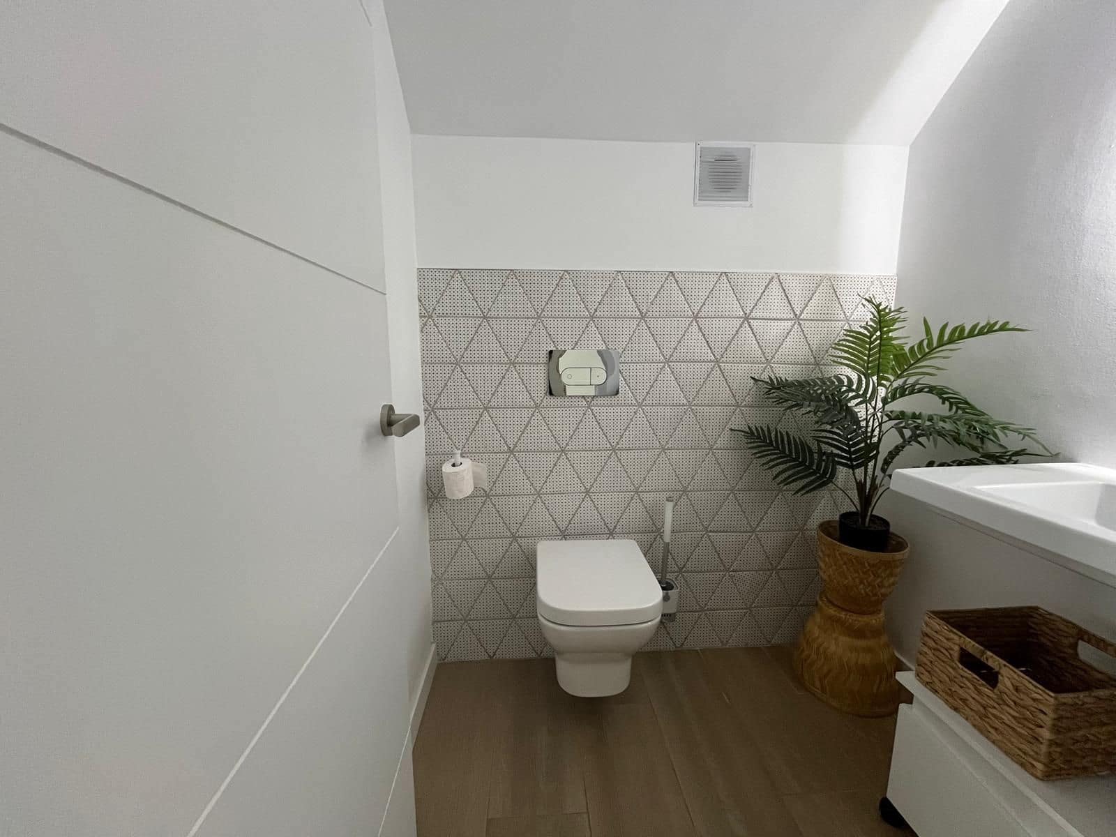 3 bedroom Townhouse for sale in Mairena del Aljarafe with pool garage - € 459,000 (Ref: 10141649)