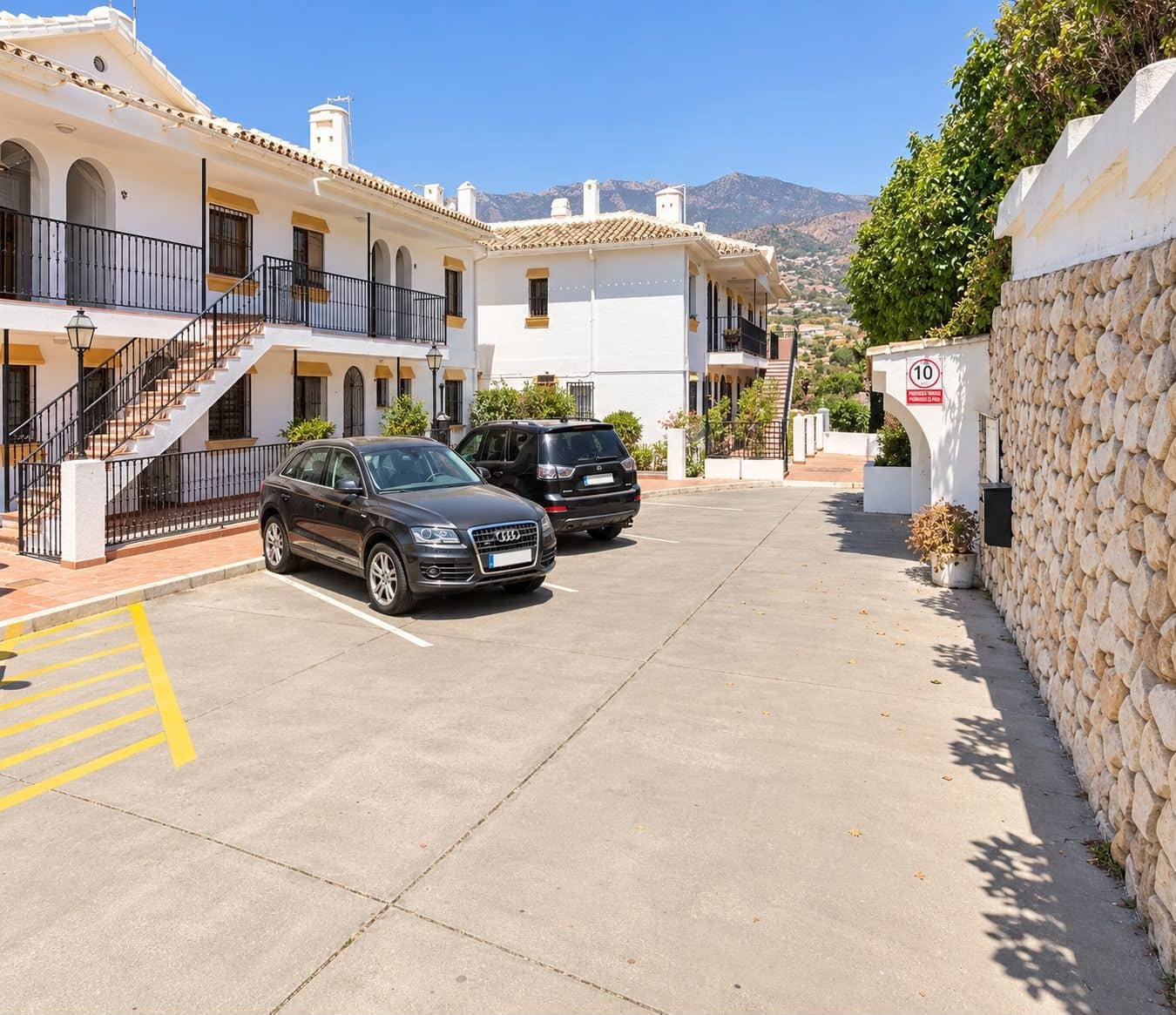 3 quarto Casa em Banda para venda em Fuengirola com piscina garagem - 599 000 € (Ref: 10144757)