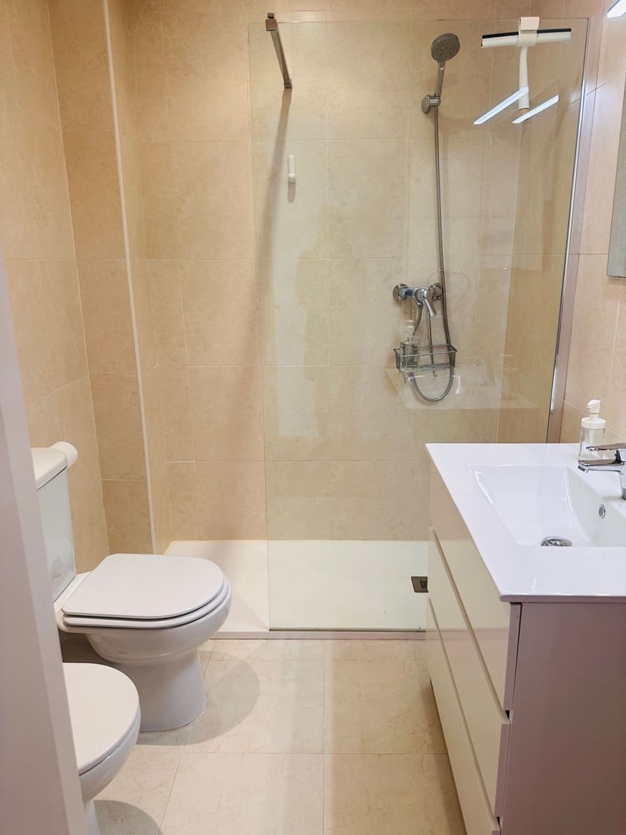2 sypialnia Apartament do wynajęcia w Marbella z basenem garażem - 1 600 € (Ref: 10147938)