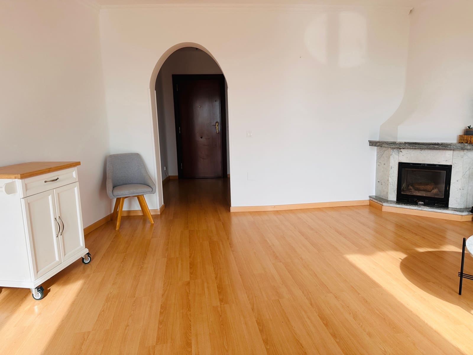 2 sypialnia Apartament do wynajęcia w Marbella z basenem garażem - 1 600 € (Ref: 10147938)