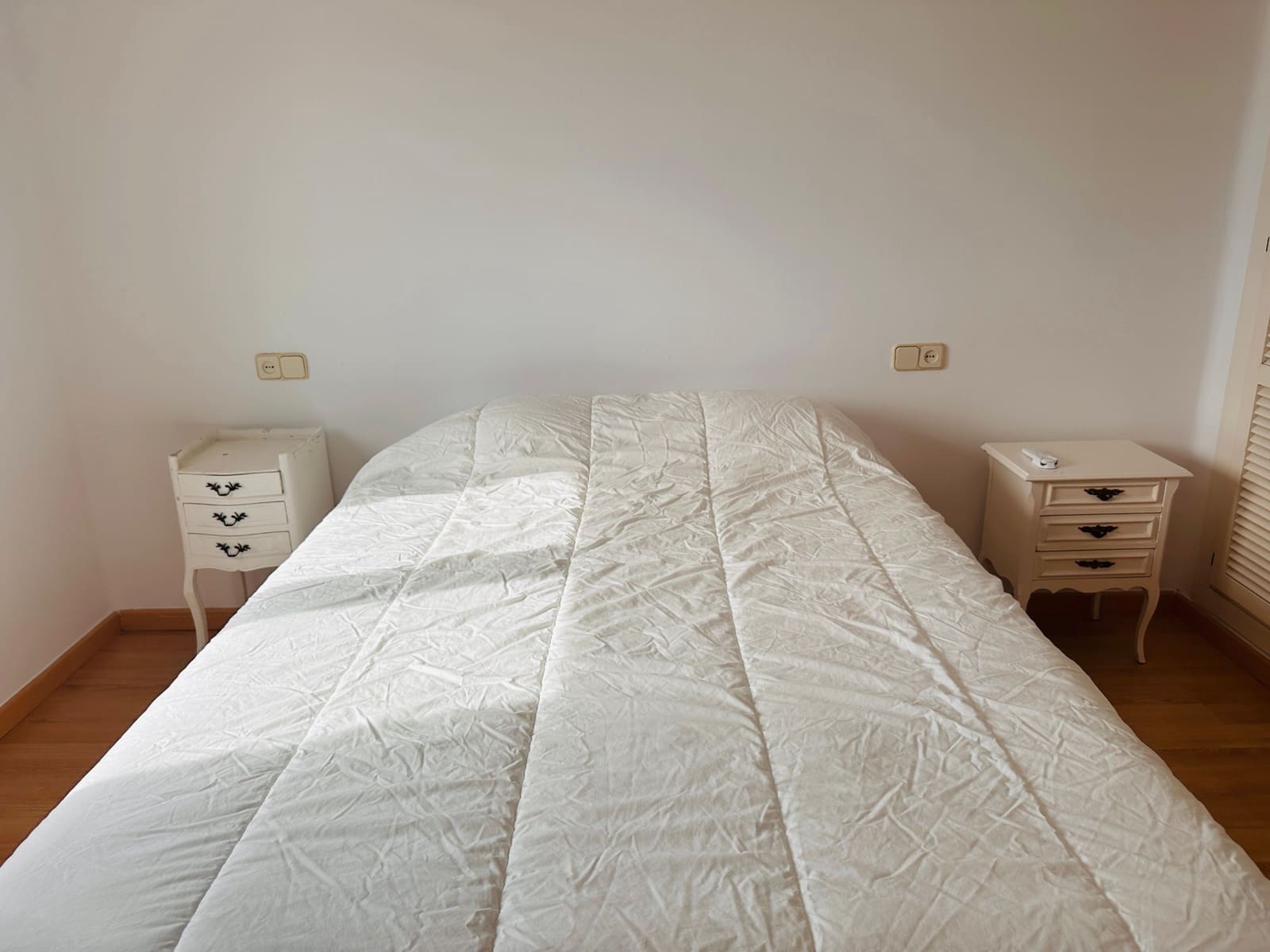 2 sypialnia Apartament do wynajęcia w Marbella z basenem garażem - 1 600 € (Ref: 10147938)