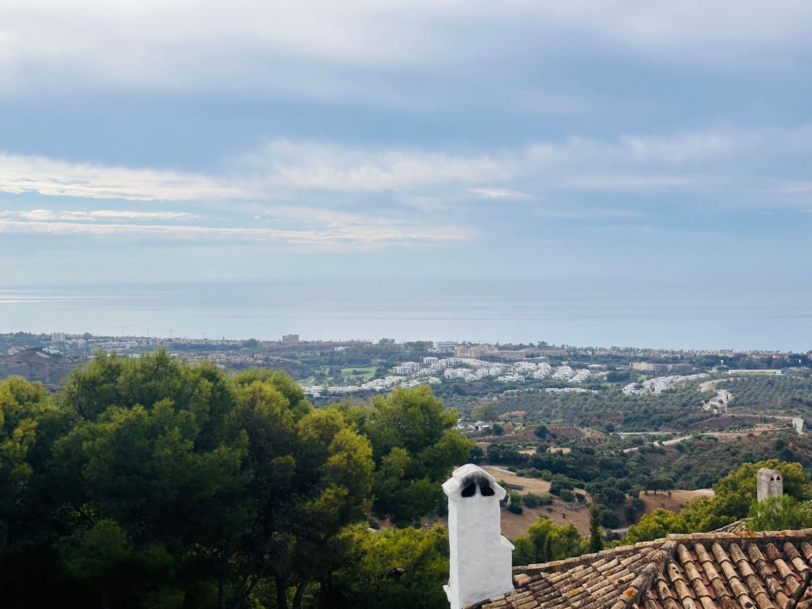 2 sypialnia Apartament do wynajęcia w Marbella z basenem garażem - 1 600 € (Ref: 10147938)