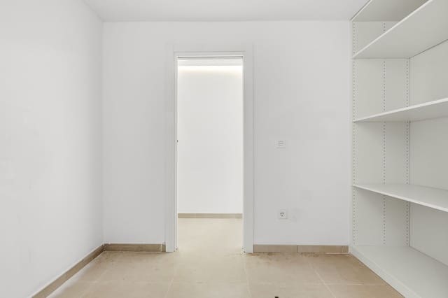 1 slaapkamer Appartement te koop in Marbesa, Marbella - € 235.000 (Ref: 10148013)