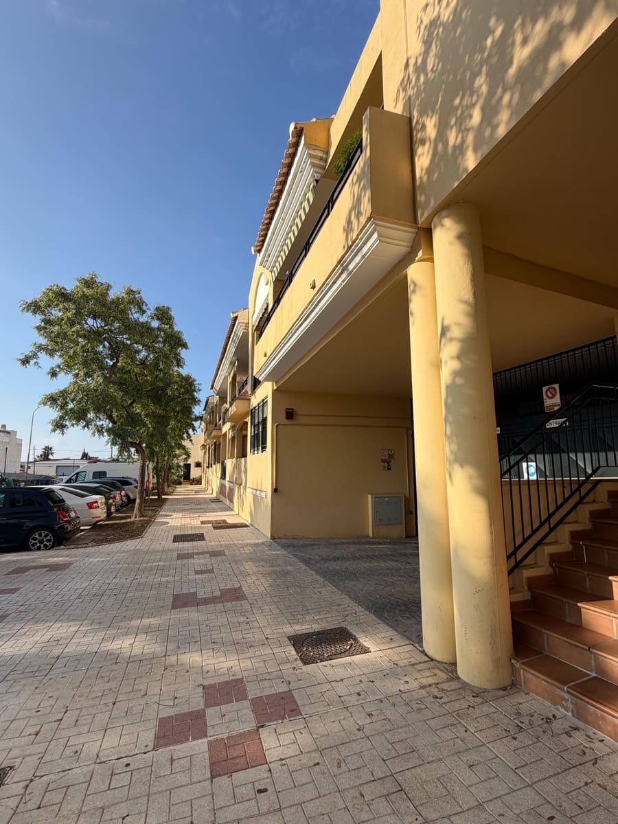 1 soveværelse Lejlighed til salg i Torremolinos med swimmingpool garage - € 297.000 (Ref: 10149337)
