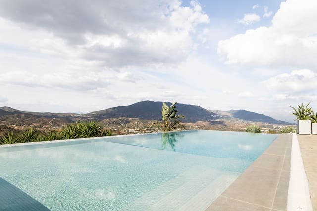 5 soveværelse Villa til salg i Mijas Costa, Mijas med swimmingpool garage - € 2.690.000 (Ref: 10150174)