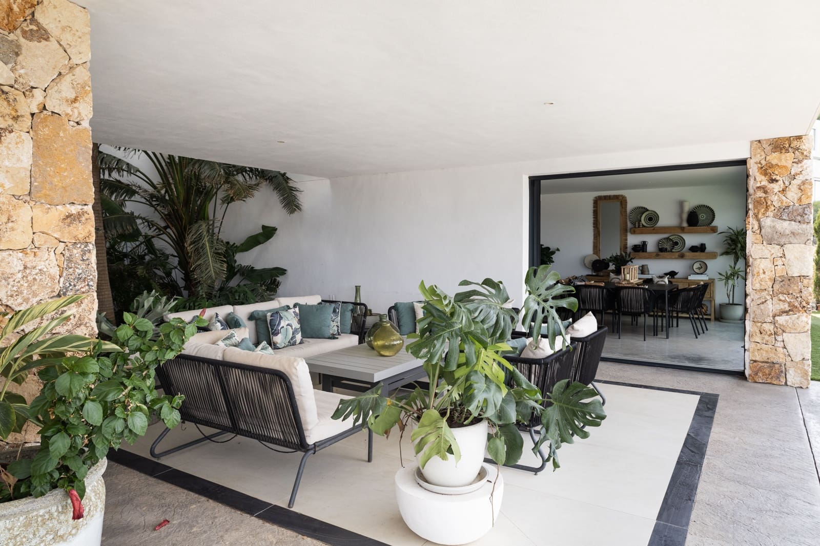 5 bedroom Villa for sale in Mijas Costa with pool garage - € 2,690,000 (Ref: 10150174)