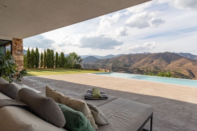 5 soveværelse Villa til salg i Mijas Costa, Mijas med swimmingpool garage - € 2.690.000 (Ref: 10150174)