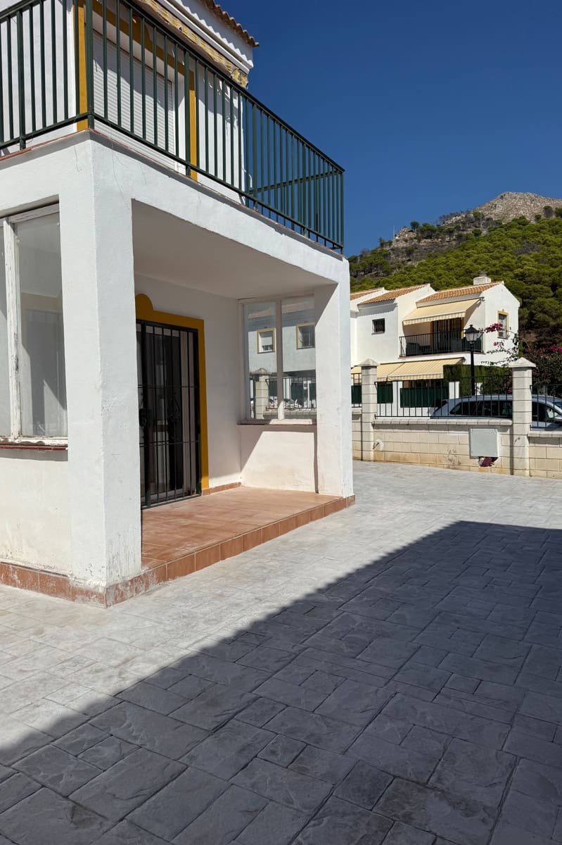 3 soveværelse Byhus til salg i Mijas med swimmingpool - € 420.000 (Ref: 10154446)
