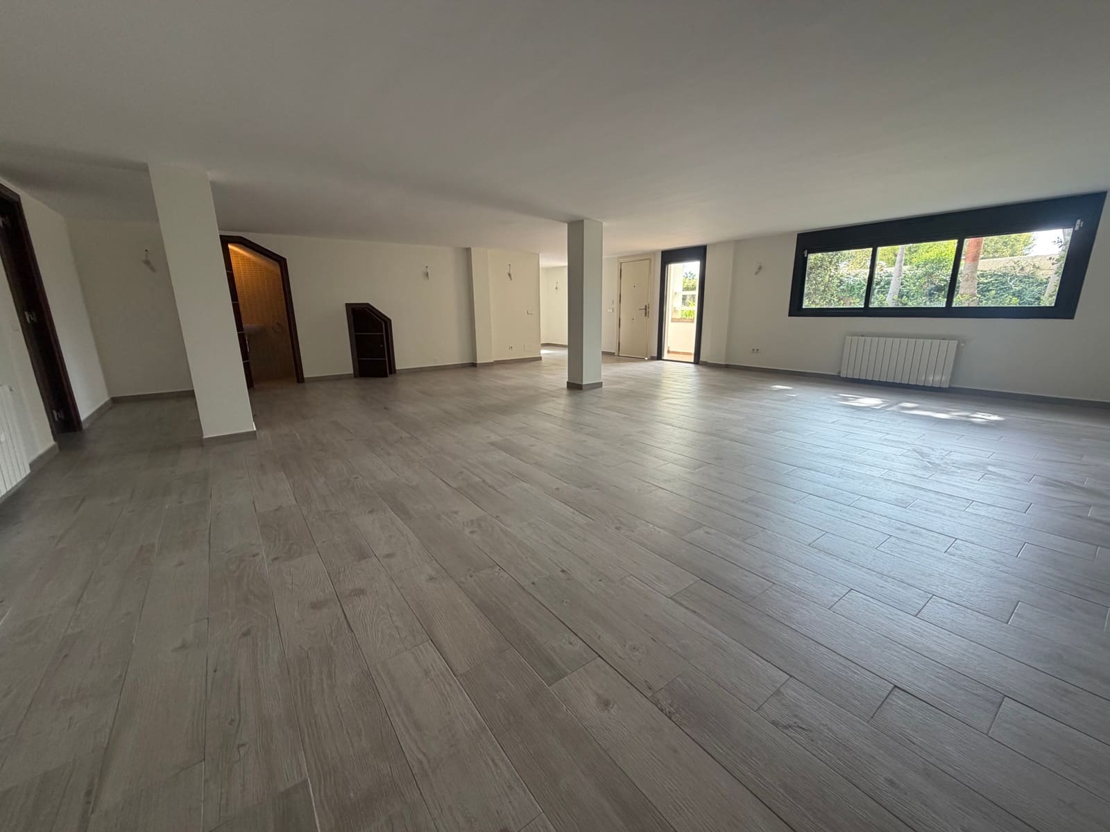 7 bedroom Villa for sale in Bel-Air with pool garage - € 1,690,000 (Ref: 10155865)