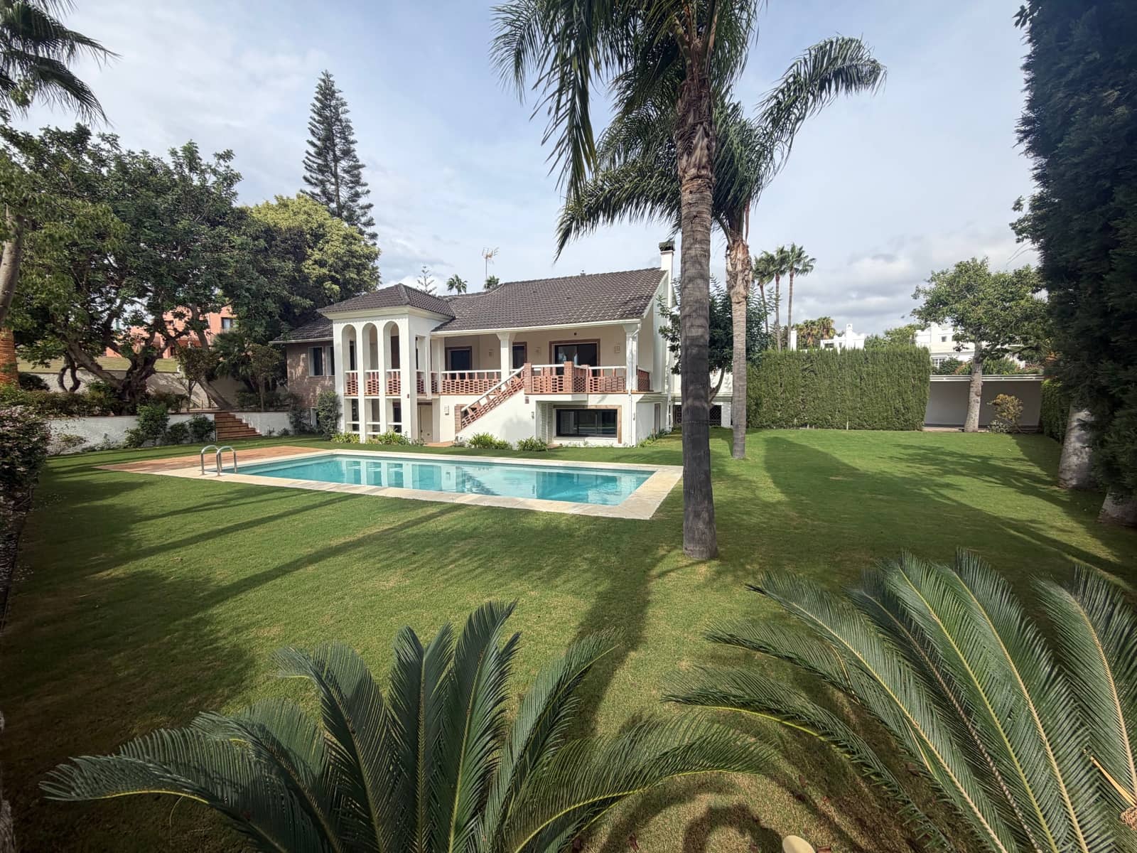 7 bedroom Villa for sale in Bel-Air with pool garage - € 1,690,000 (Ref: 10155865)
