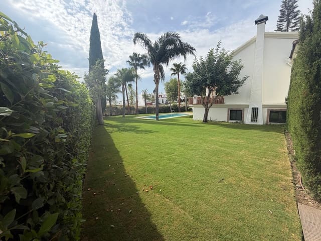 7 sypialnia Willa na sprzedaż w Bel-Air, Estepona z basenem garażem - 1 690 000 € (Ref: 10155865)