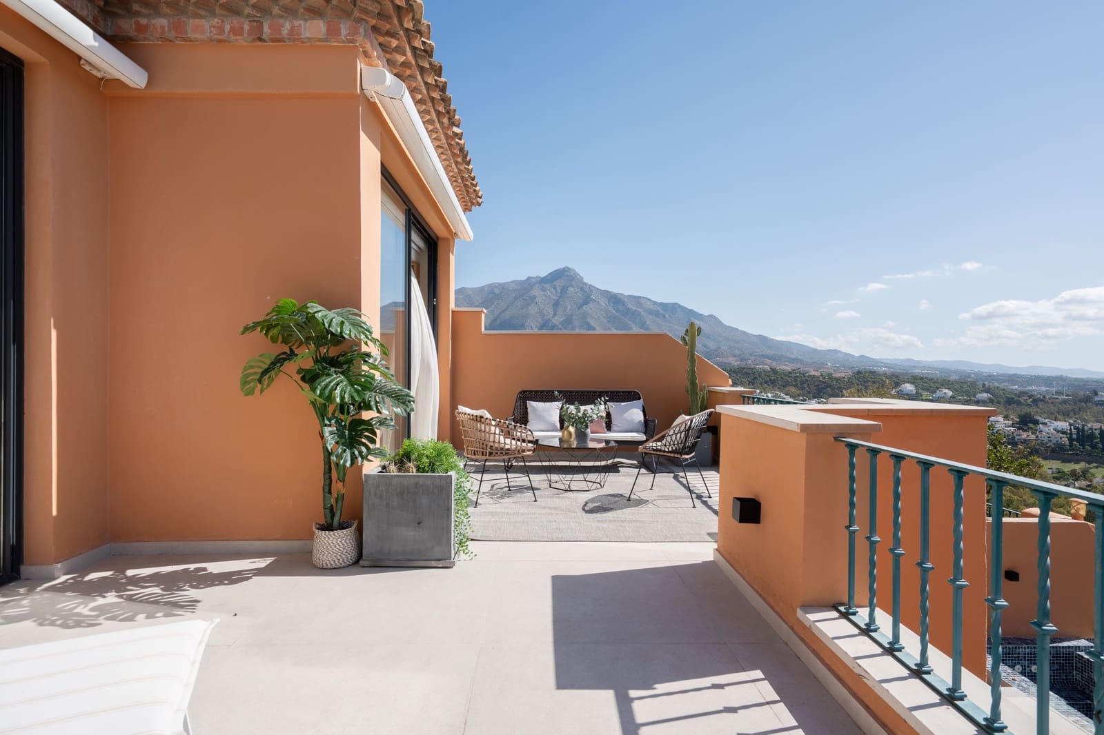 3 soveværelse Lejlighed til salg i Marbella med swimmingpool garage - € 2.475.000 (Ref: 10155866)