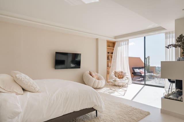 3 soveværelse Lejlighed til salg i Los Naranjos, Marbella med swimmingpool garage - € 2.475.000 (Ref: 10155866)