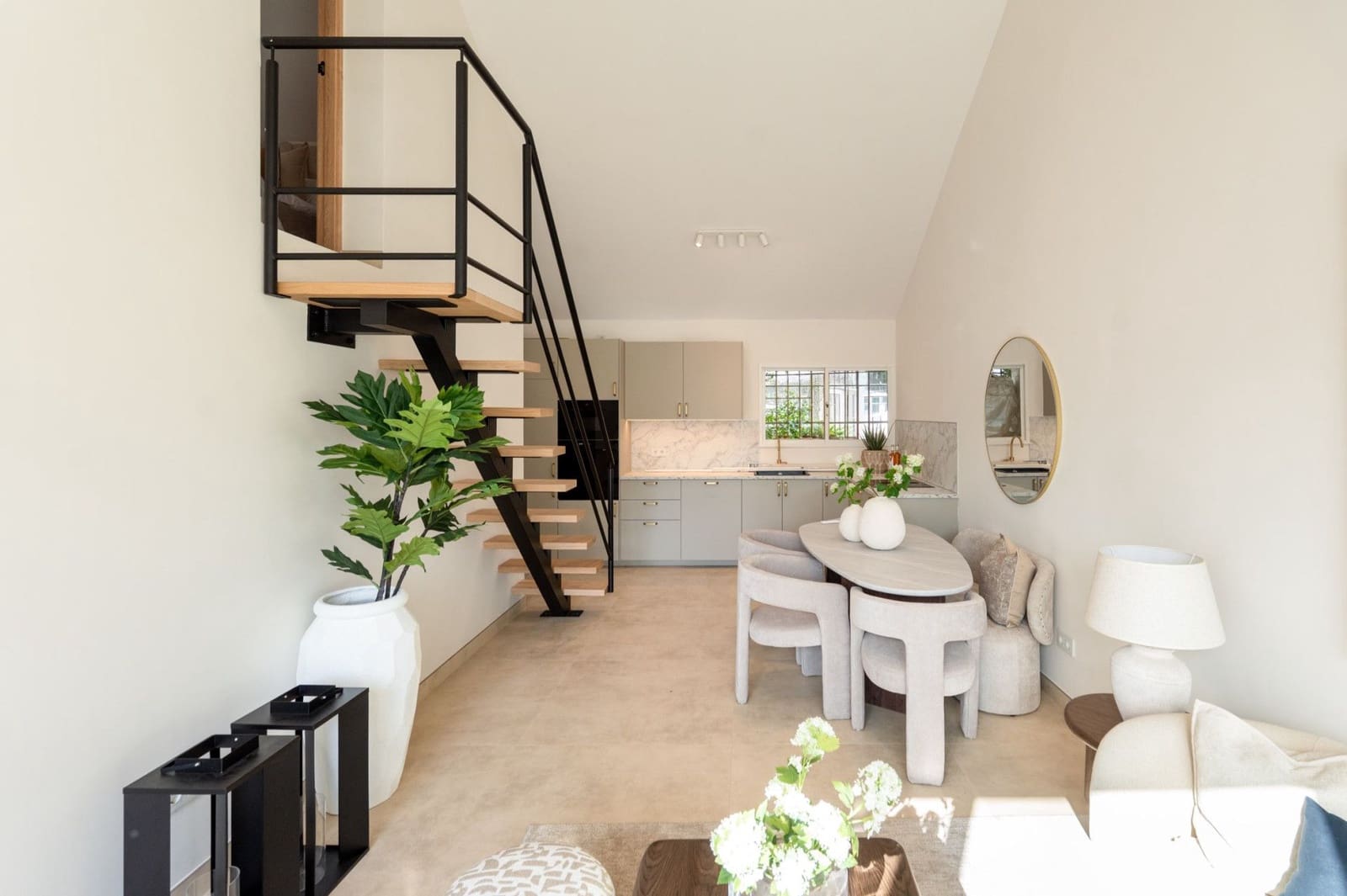 3 makuuhuone Huoneisto myytävänä paikassa Marbella mukana uima-altaan - 695 000 € (Ref: 10156792)
