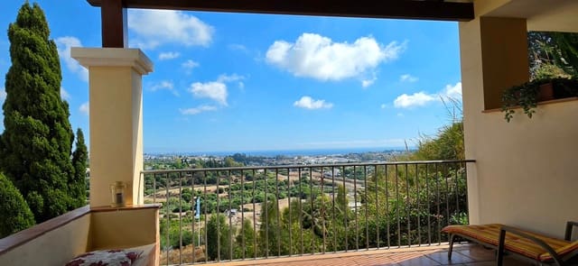 3 camera da letto Appartamento in vendita in Los Arqueros - Puerto del Almendro, Benahavís con piscina garage - 675.000 € (Rif: 10156933)