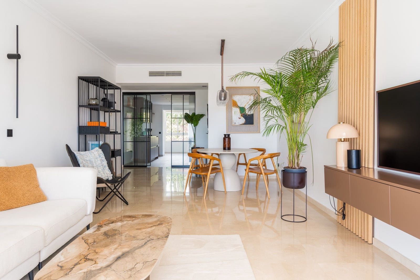 3 bedroom Apartment for sale in Benahavis with pool garage - € 885,000 (Ref: 10156934)